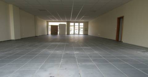 Loja comercial, Miranda do Douro