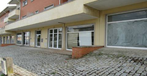 Loja comercial, Miranda do Douro