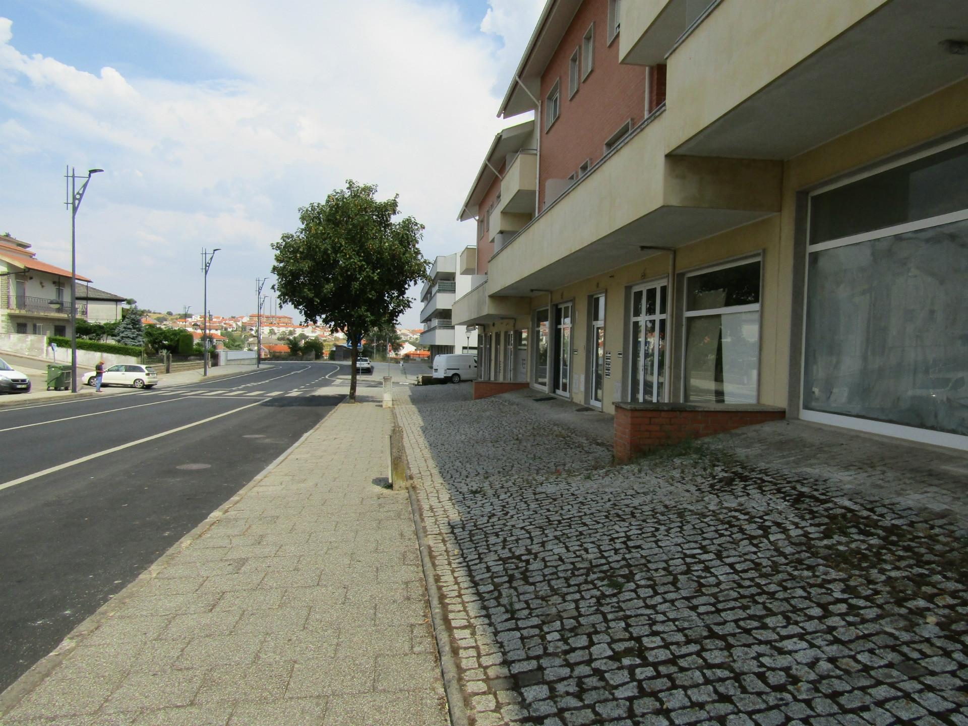 Loja comercial, Miranda do Douro