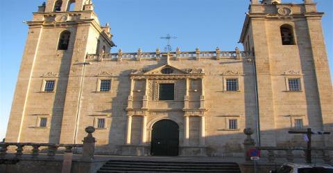 Moradia para Restaurar, Miranda do Douro