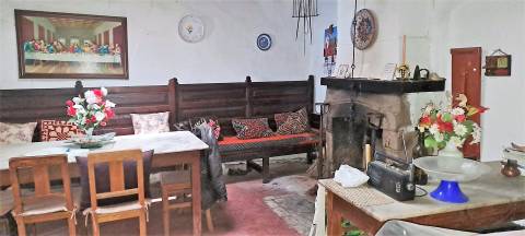 Moradia isolada T6 em Genísio, Miranda do Douro