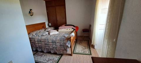 Moradia isolada T6 em Genísio, Miranda do Douro