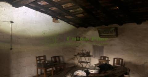 Moradia para Remodelar - São Pedro de Sarracenos