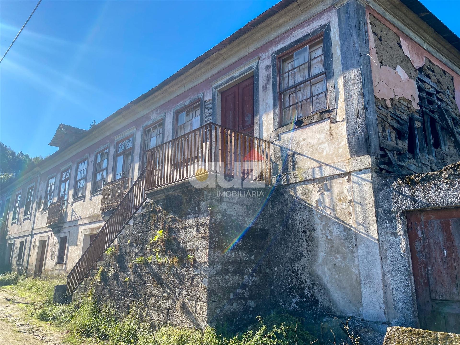 Herdade  Venda em Amarante (São Gonçalo), Madalena, Cepelos e Gatão,Amarante