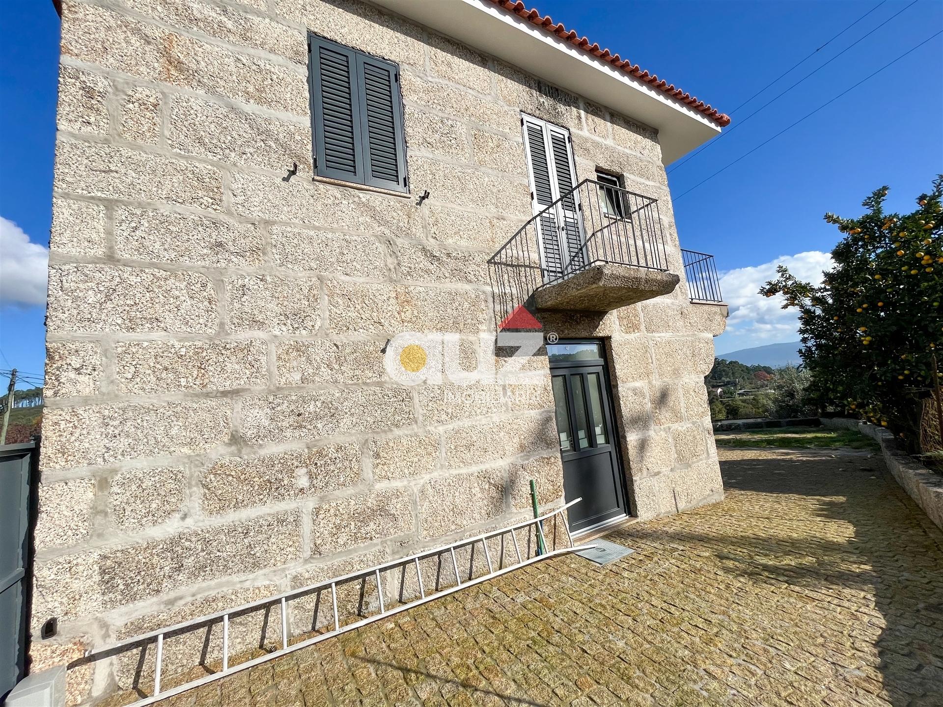 Moradia isolada T3 em Amarante - 210.000€