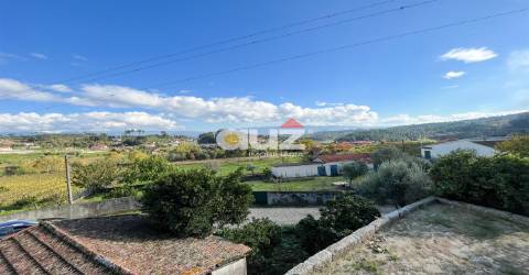 Moradia isolada T3 em Amarante - 210.000€