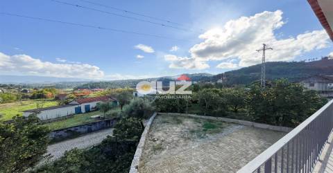 Moradia isolada T3 em Amarante - 210.000€