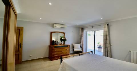 Moradia V4 , Sesmarias