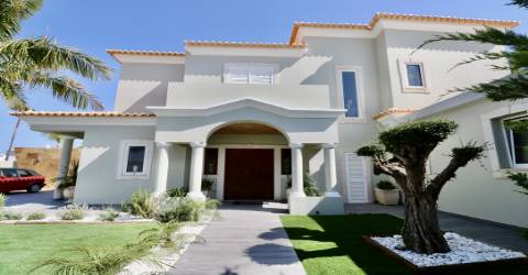 Moradia V4 , Sesmarias