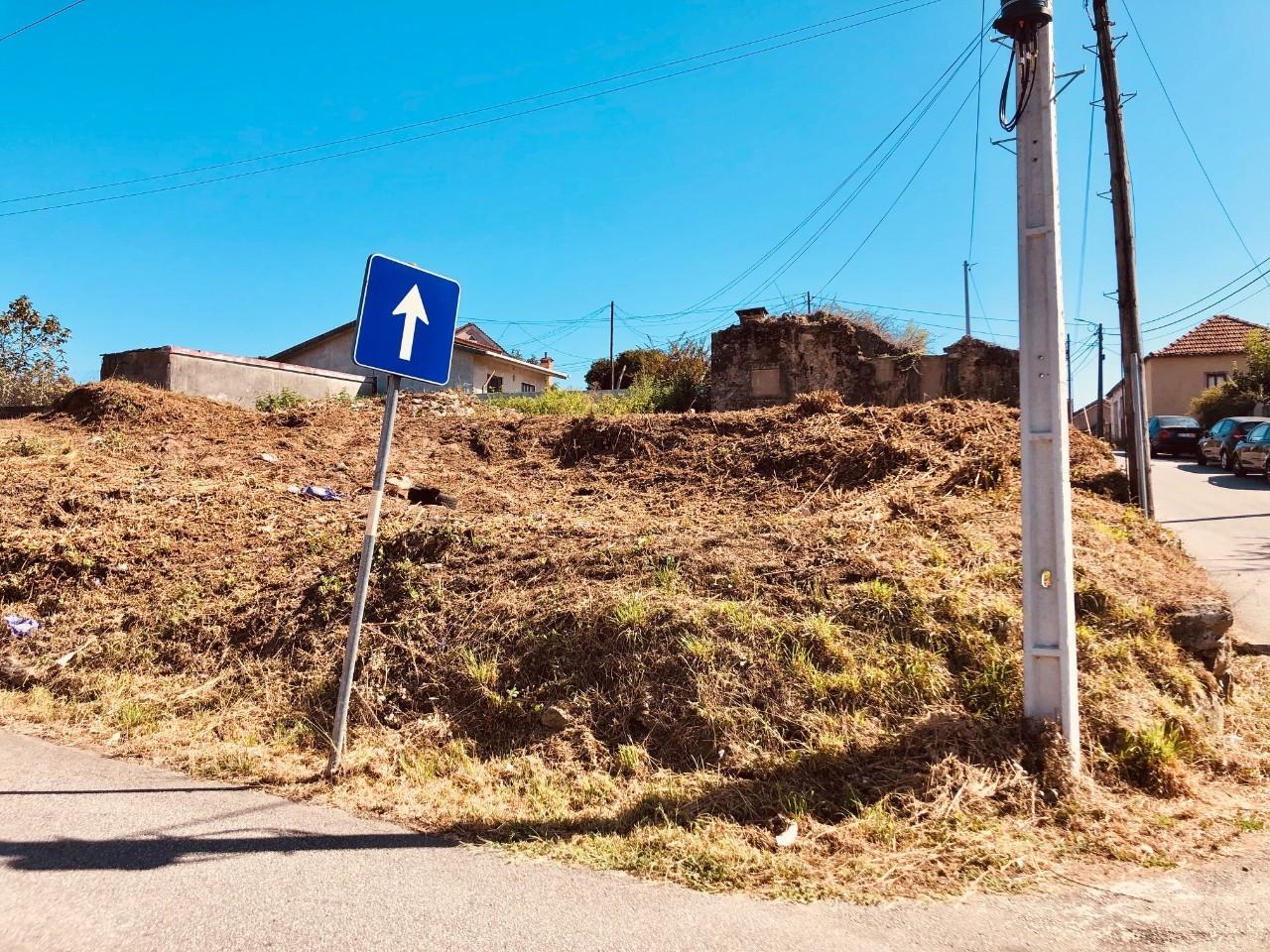 Terreno em Faria de Cima, Vila de Cucujães