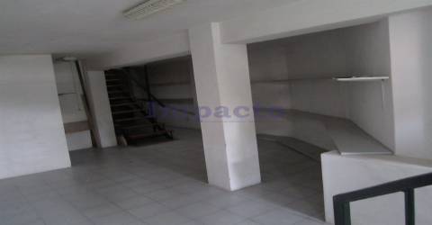 Loja em S.João da Madeira