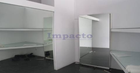 Loja em S.João da Madeira