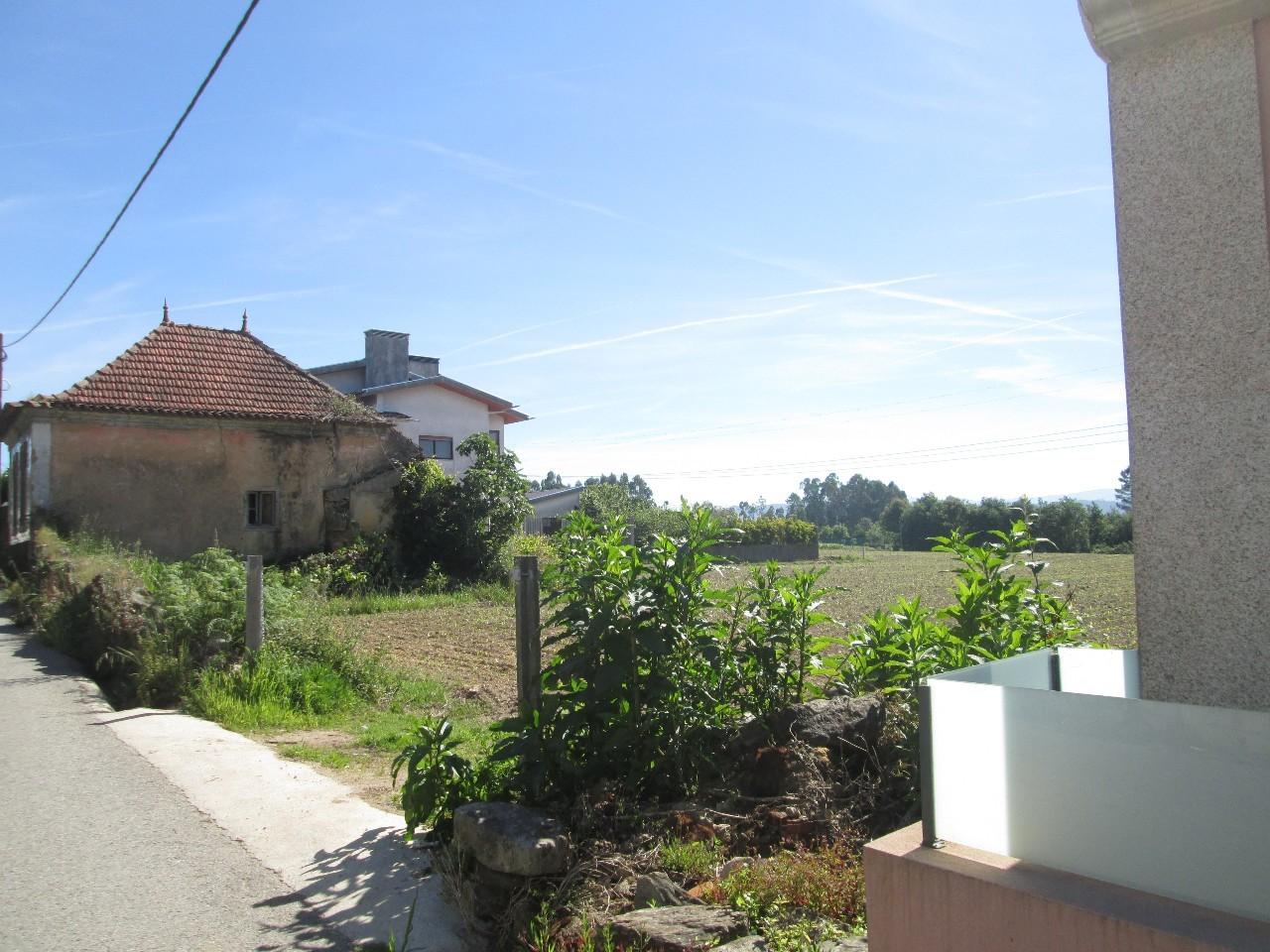 Terreno  Venda em Oliveira de Azeméis, Santiago de Riba-Ul, Ul, Macinhata da Seixa e Madail,Oliveira de Azeméis