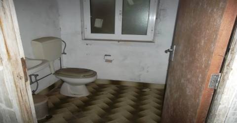 Moradia devoluta em Chave, Arouca