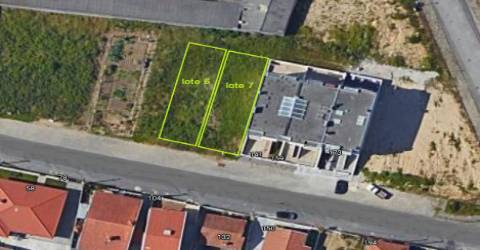 Lote terreno urbano em Santa Maria de Lamas .