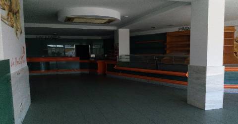 Padaria/Confeitaria/Cafetaria para arrendamento em Vila de Cucujães