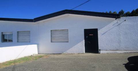 Armazém na Vila de Cucujães,Oliveira de Azeméis