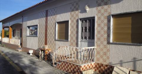 Moradia T3 Venda em Calvaria de Cima,Porto de Mós