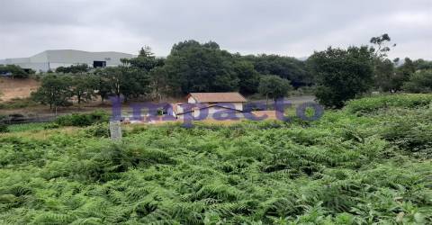 Terreno em Bustelo, São Roque