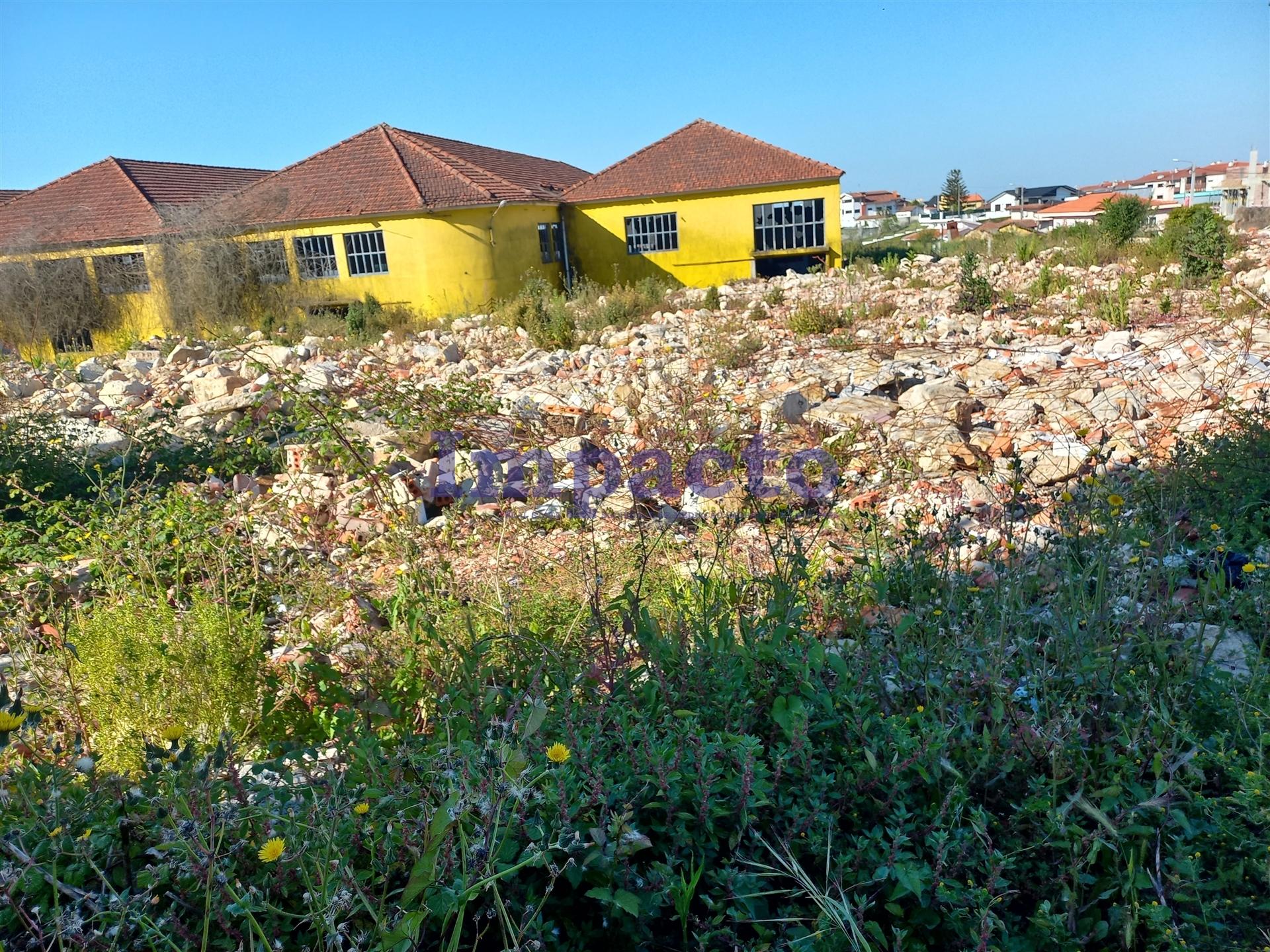 Terreno  Venda em Oliveira de Azeméis, Santiago de Riba-Ul, Ul, Macinhata da Seixa e Madail,Oliveira de Azeméis