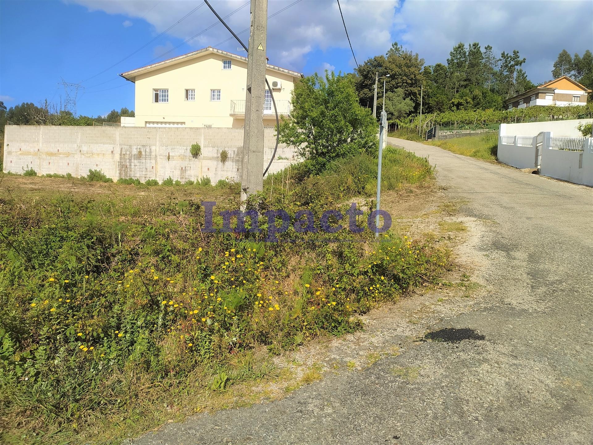 Lote de terreno para construção de moradia unifamiliar em Macinhata da Seixa, Oliveira de Azeméis