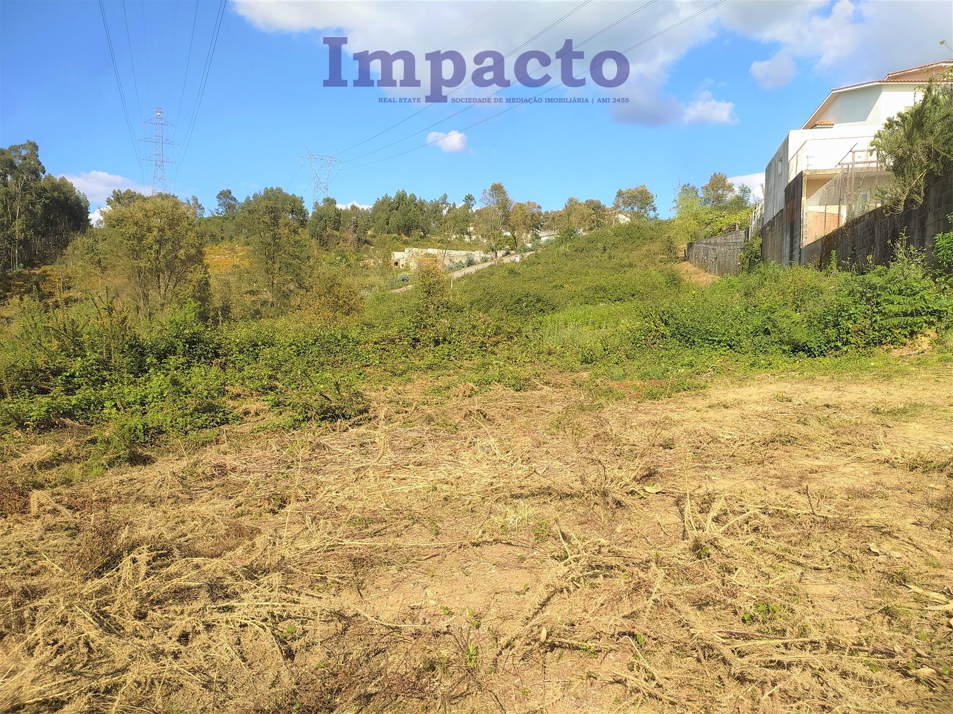 Lote de terreno para construção de moradia unifamiliar em Macinhata da Seixa, Oliveira de Azeméis