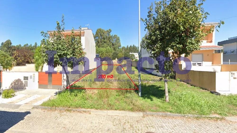 Lote de Terreno  Venda em São Miguel do Souto e Mosteirô,Santa Maria da Feira