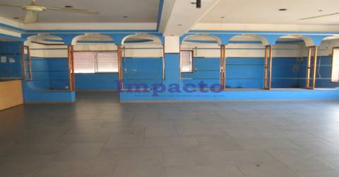 Loja para arrendamento em Romariz, Santa Maria da Feira