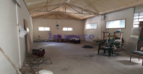 Armazém em São João da Madeira