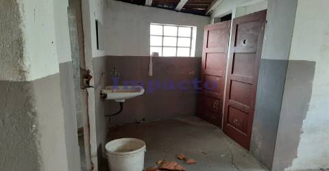 Armazém em São João da Madeira