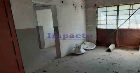 Armazém em São João da Madeira