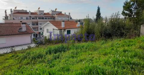 Lote de Terreno para construção em Vila de Cucujães