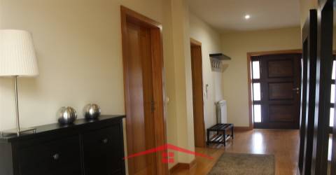 Quinta T4  com alojamento local - sever do vouga