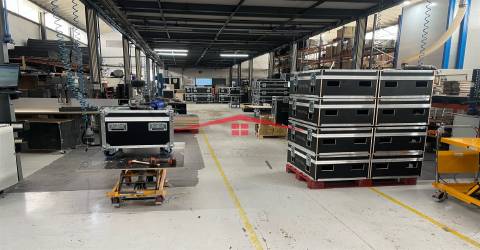 Excelente Armazém industrial para venda  - Cortegaça