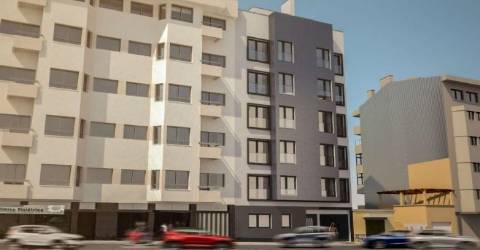 T3 inserido no Condomínio residencial Serpa Pinto a 100 metros da Rua da Constituição