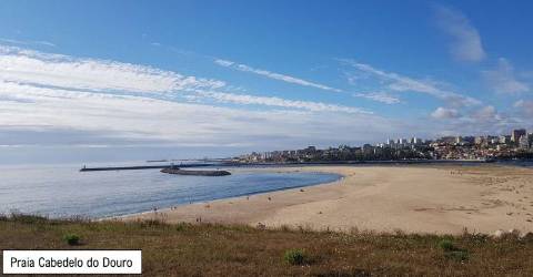 T4 com varanda para o rio Douro inserido no condomínio Leaving Sea