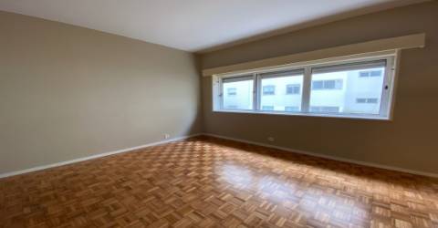 T2 na Foz Velha remodelado junto ao rio e mar