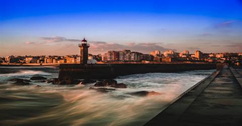 T2 na Foz Velha remodelado junto ao rio e mar