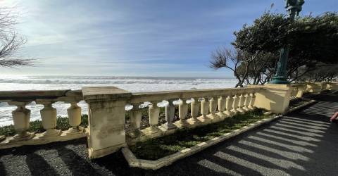 T2 na Foz Velha remodelado junto ao rio e mar