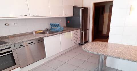 Apartamento T2 em Jovim, Gondomar para arrendamento.
