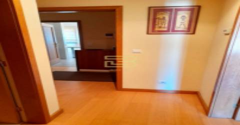 Apartamento T2 em Jovim, Gondomar para arrendamento.