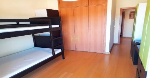 Apartamento T2 em Jovim, Gondomar para arrendamento.
