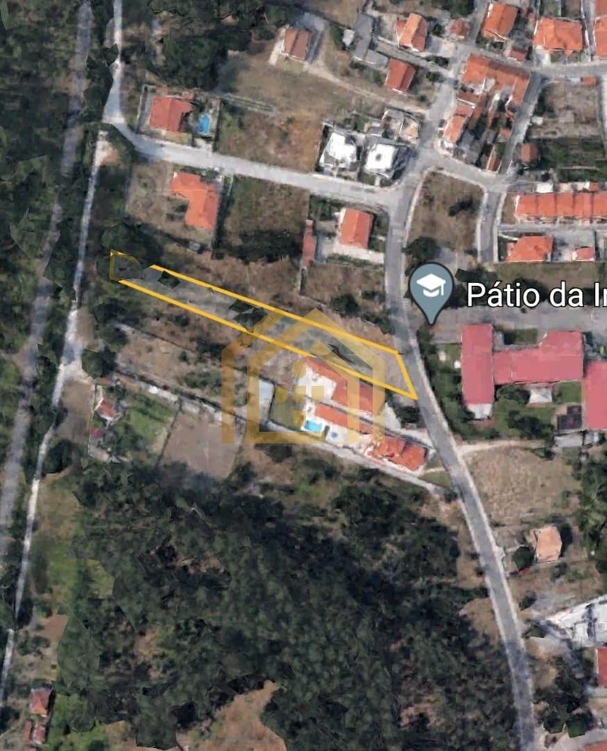 Terreno urbano junto praia (electricidade,agua,saneamento) construir em 933m2, M. Grande Portugal