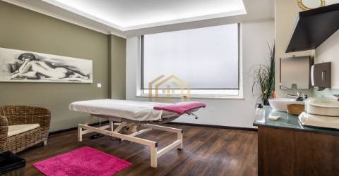 Clínica médica localizada em Leiria.