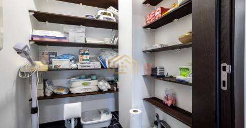 Clínica médica localizada em Leiria.