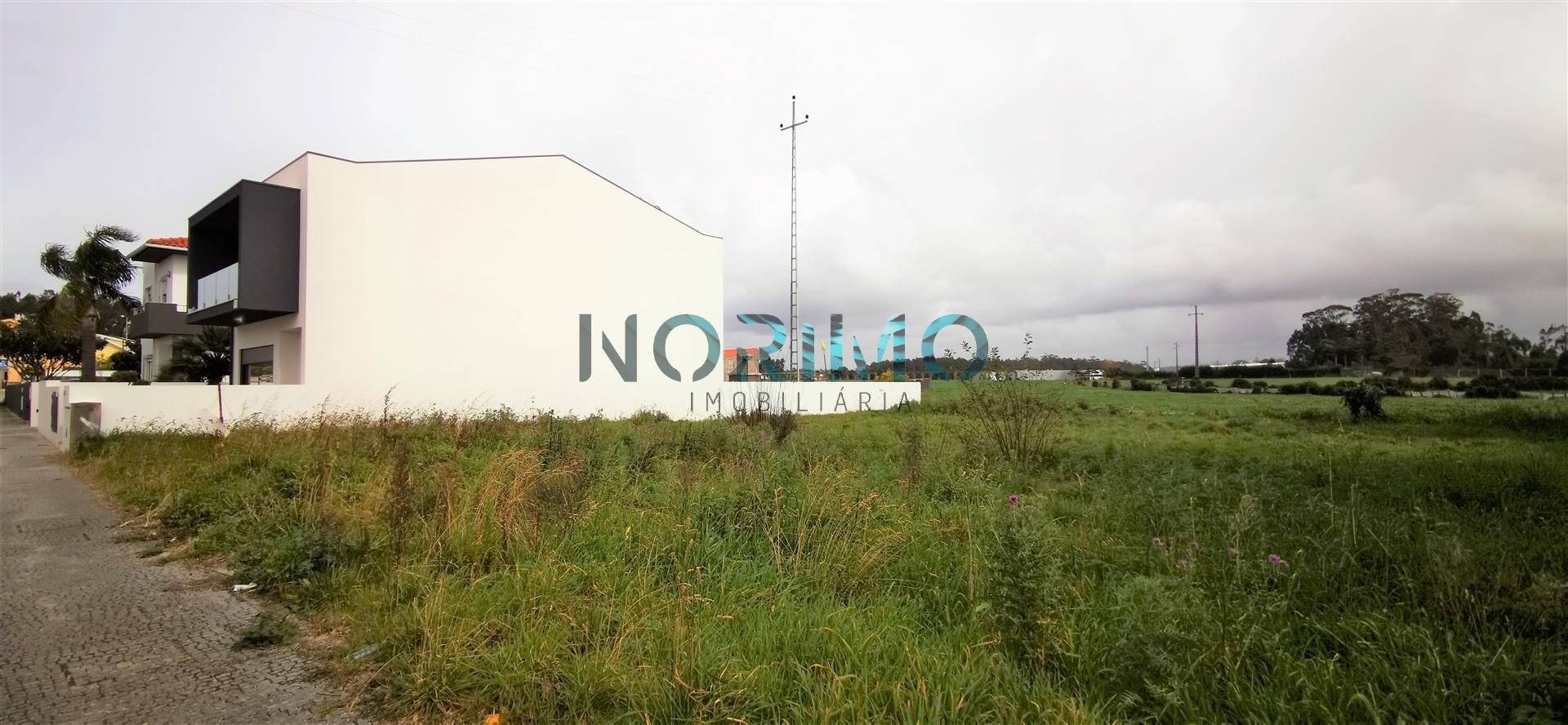 Lote de Terreno em Beiriz