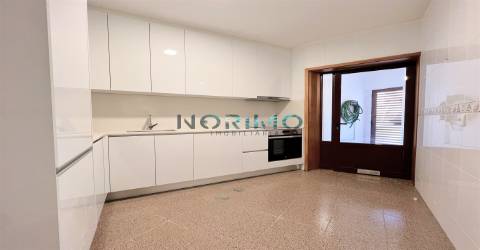 Apartamento T2 Venda em Póvoa de Varzim, Beiriz e Argivai,Póvoa de Varzim