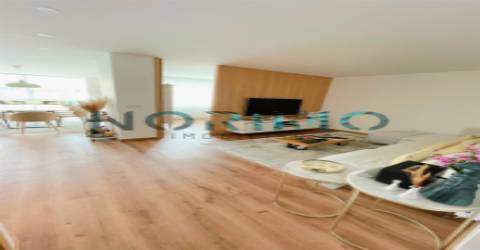 Apartamento T3 remodelado - Centro Póvoa de Varzim