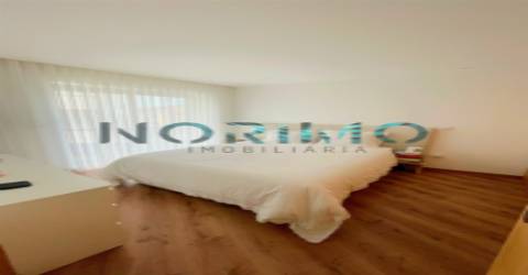 Apartamento T3 remodelado - Centro Póvoa de Varzim