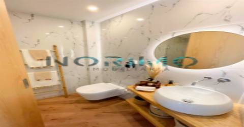 Apartamento T3 remodelado - Centro Póvoa de Varzim